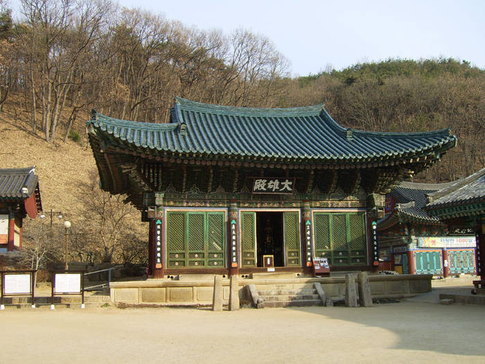 은해사 대웅전.jpg