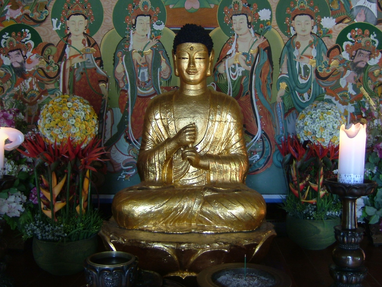 도피안사 대적광전 비로자나불(국보 제63호).jpg