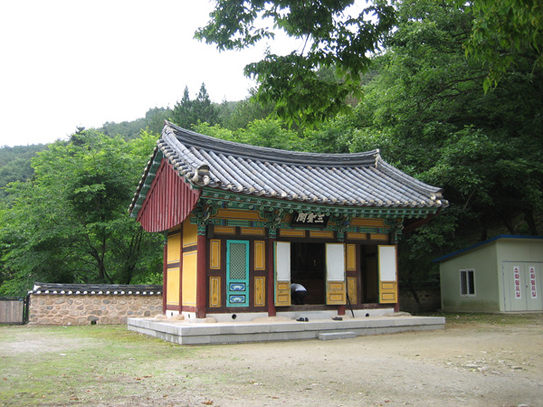 금산사 삼성각.jpg