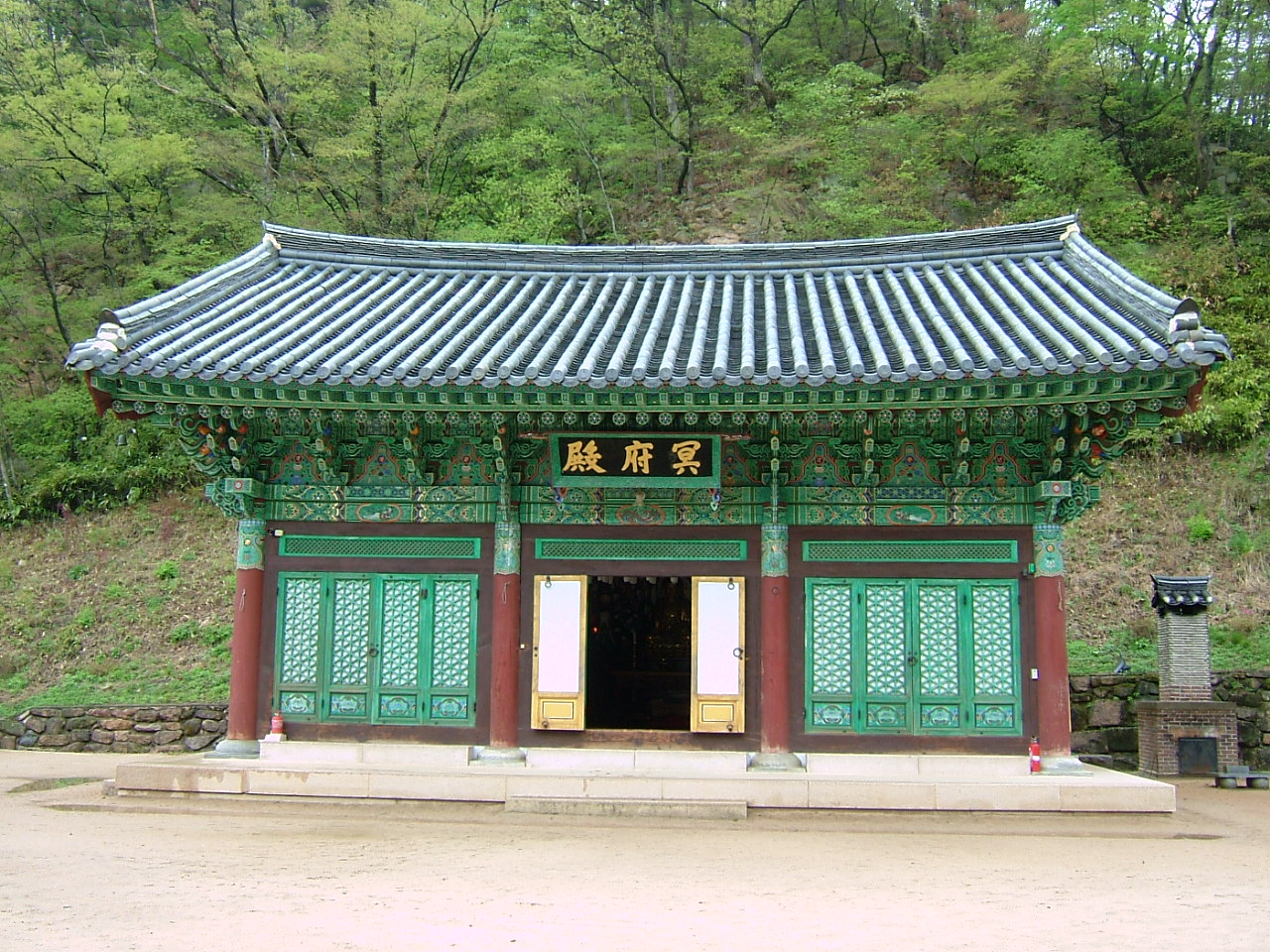 법주사 명부전.jpg
