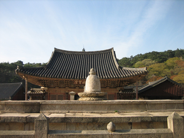 통도사 적멸보궁 진신사리.jpg