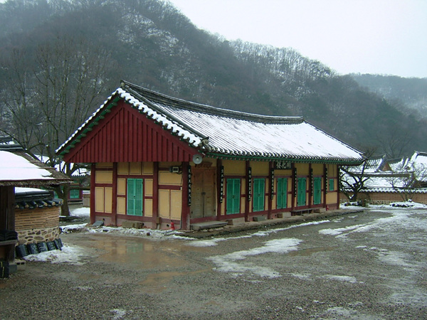 백양사 우화루.jpg